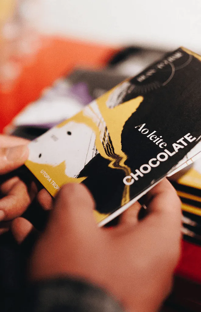 Barra de Chocolate Utopia Tropical Leite 60% Dark Milk 70 g - Imagem 2