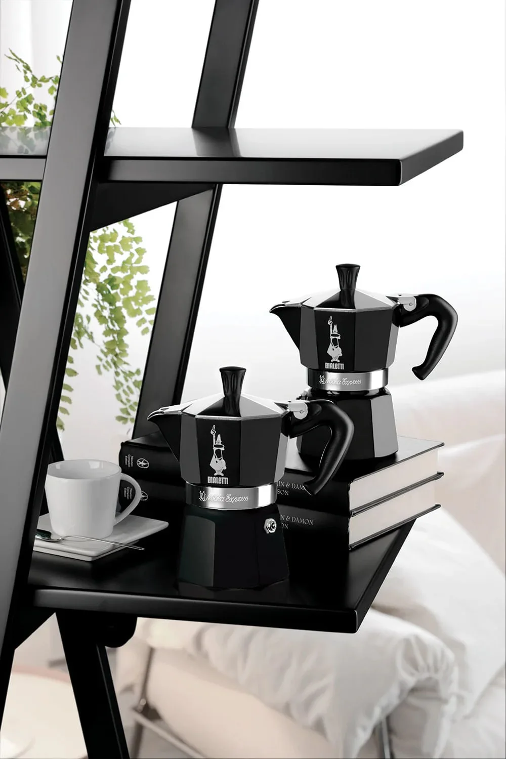 Cafeteira Italiana Moka Espress Preta Bialetti 6 xícaras - Imagem 2
