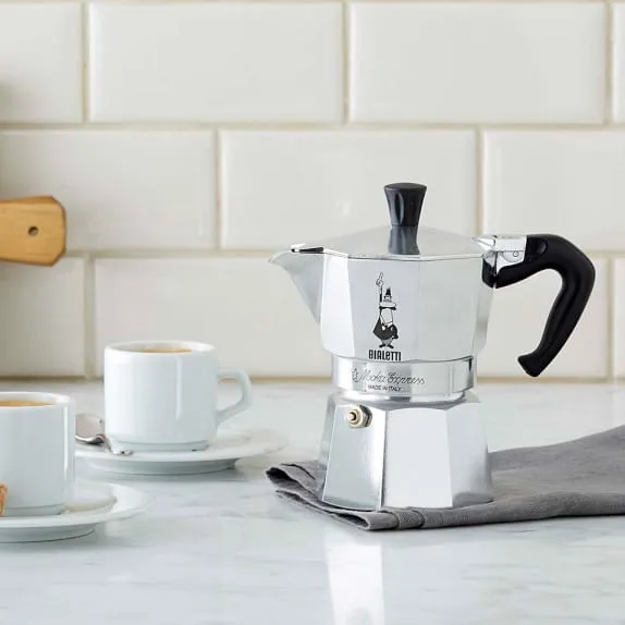 Cafeteira Italiana Bialetti Moka 2 Xícaras - Imagem 8