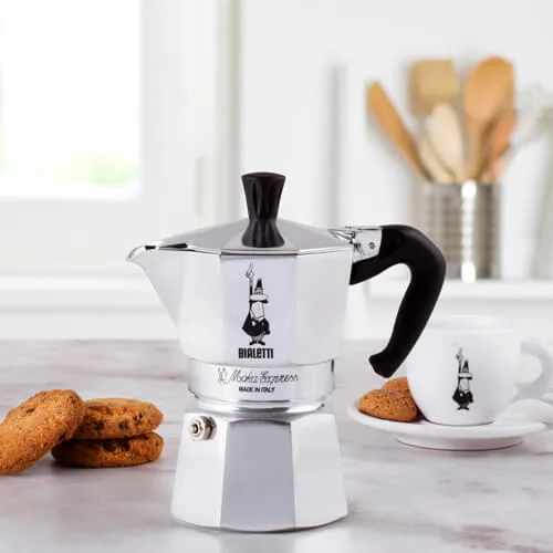 Cafeteira Italiana Bialetti Nuova Moka 6 Xícaras - Imagem 4
